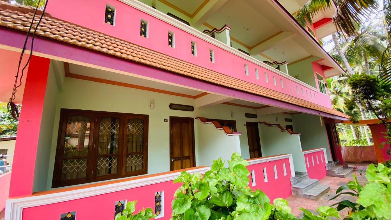 Packbag Comfort Bed & Breakfast โกวาลัม ภายนอก รูปภาพ