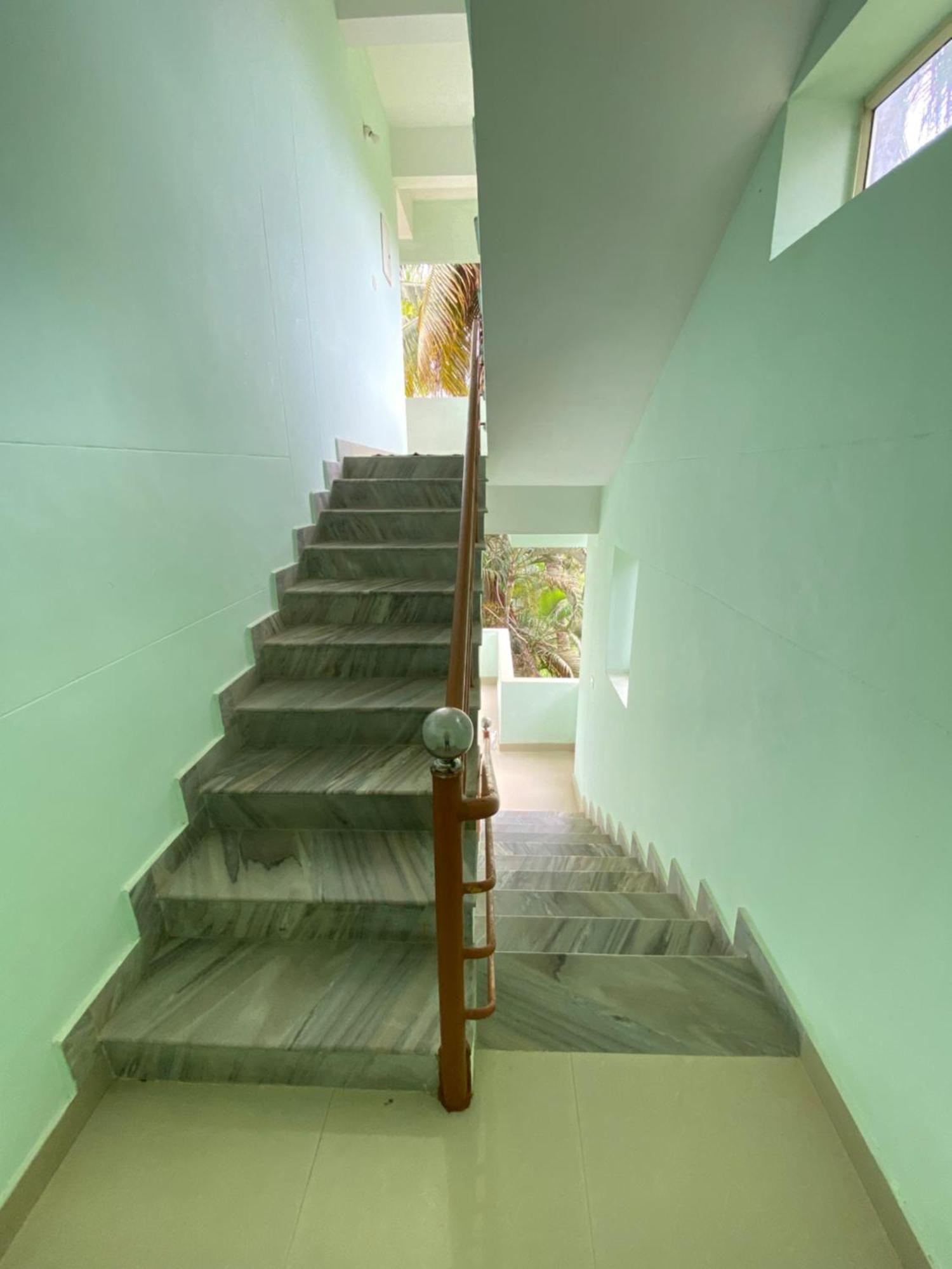 Packbag Comfort Bed & Breakfast โกวาลัม ภายนอก รูปภาพ