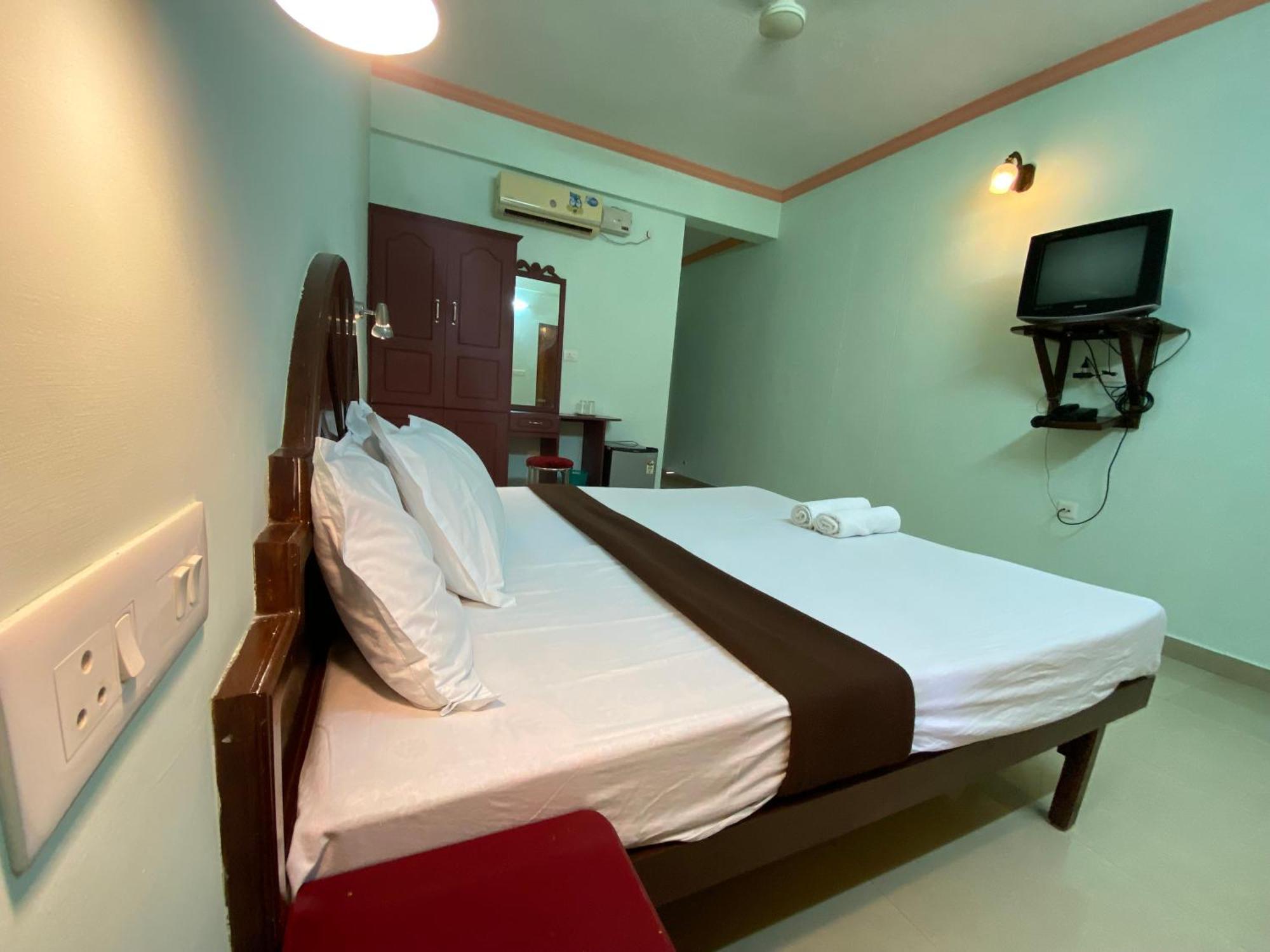 Packbag Comfort Bed & Breakfast โกวาลัม ภายนอก รูปภาพ