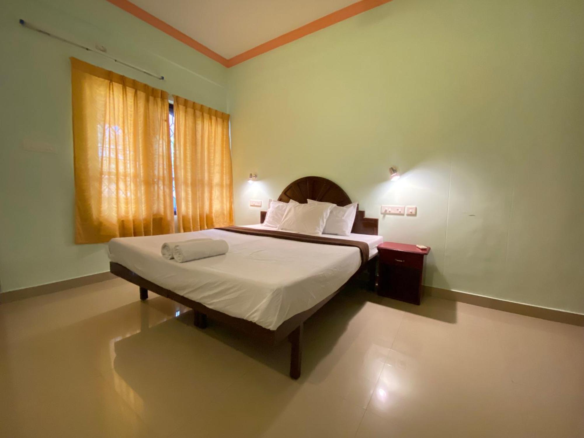 Packbag Comfort Bed & Breakfast โกวาลัม ภายนอก รูปภาพ