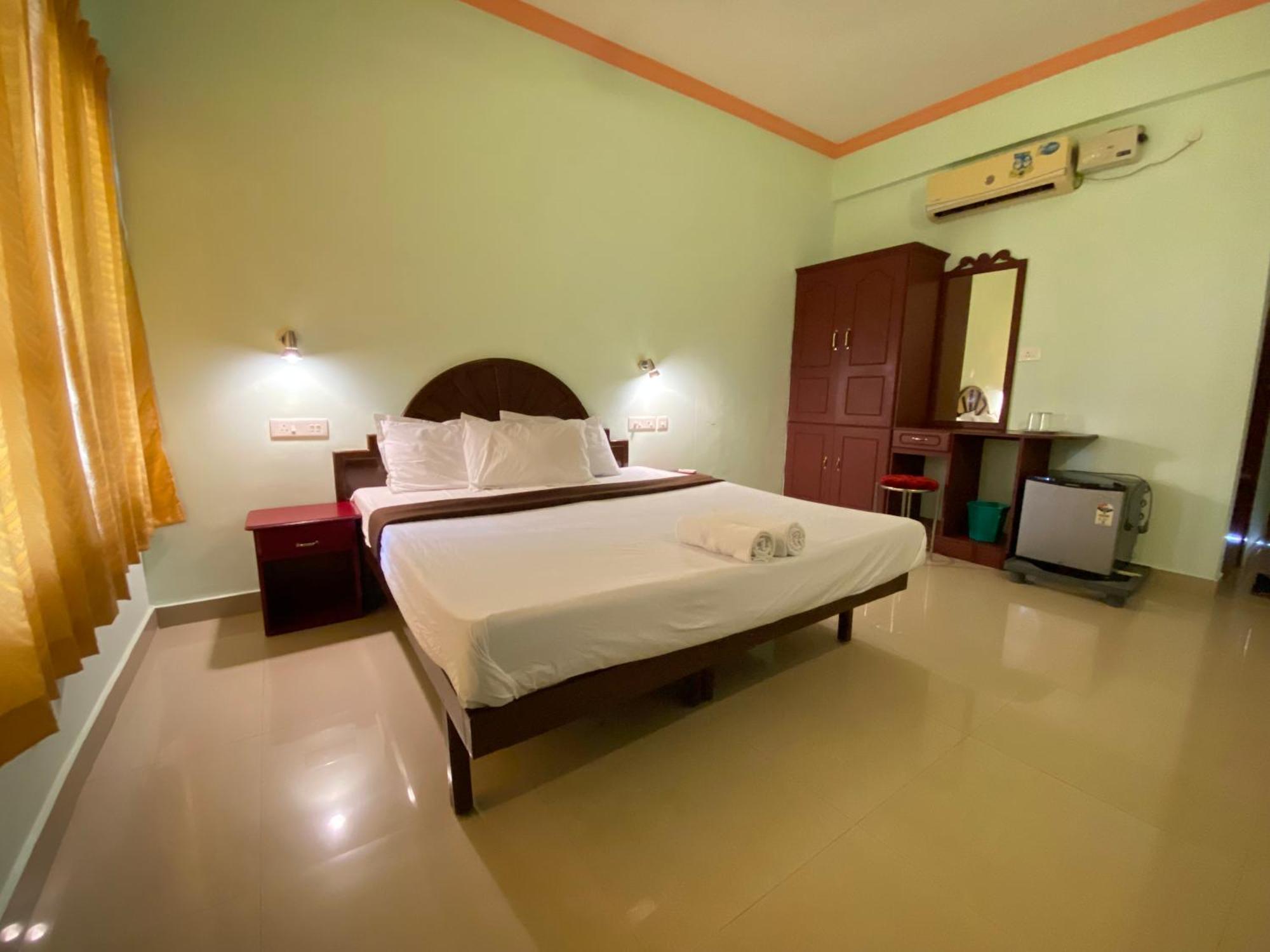 Packbag Comfort Bed & Breakfast โกวาลัม ภายนอก รูปภาพ