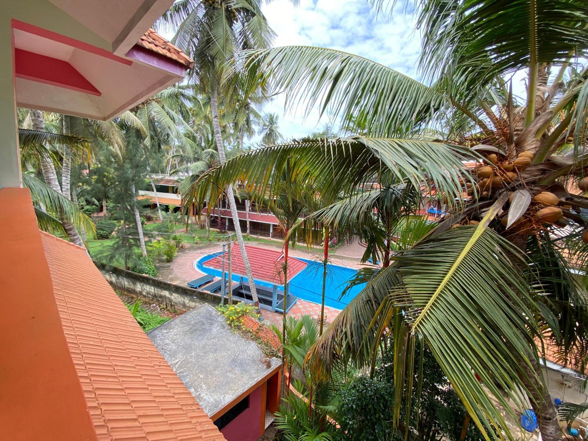 Packbag Comfort Bed & Breakfast โกวาลัม ภายนอก รูปภาพ