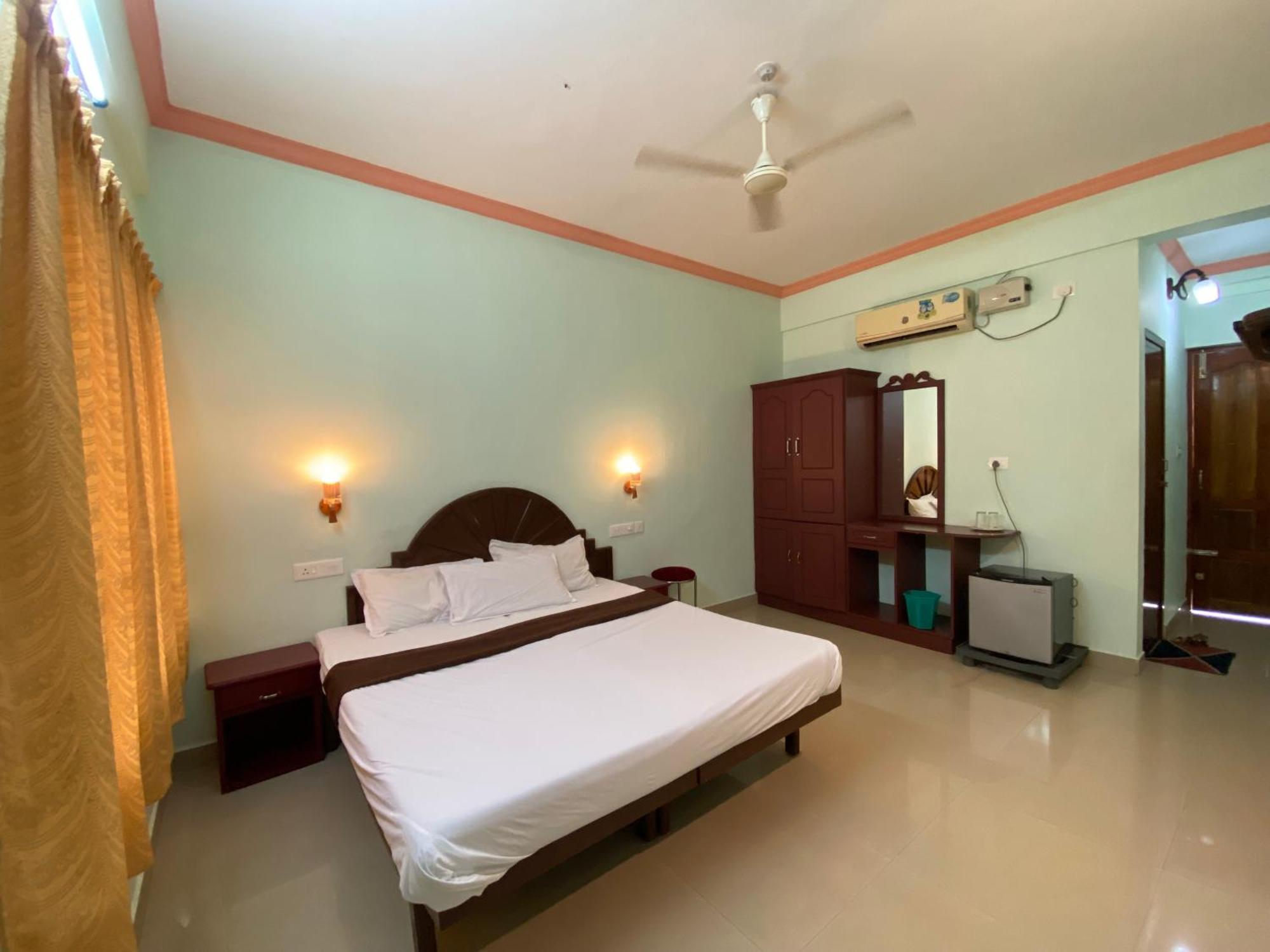 Packbag Comfort Bed & Breakfast โกวาลัม ภายนอก รูปภาพ