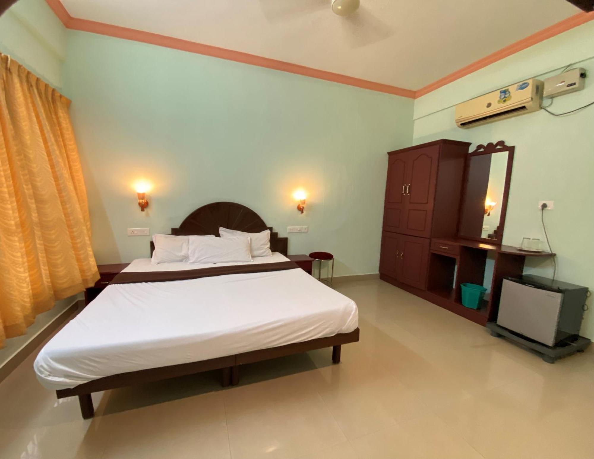 Packbag Comfort Bed & Breakfast โกวาลัม ภายนอก รูปภาพ